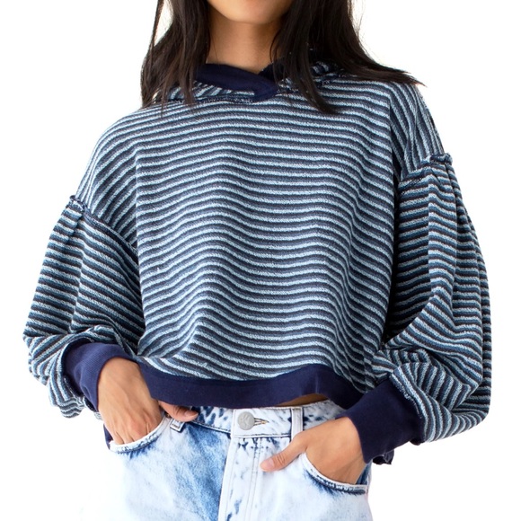 Free People Tops - Free people balloon sleeve reversible crop hoodie